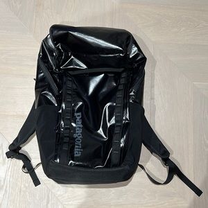 32L Patagonia Blackhole backpack.
